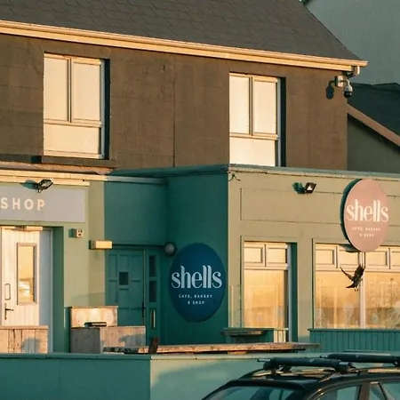 Surfers Getaway - Staycation Sligo